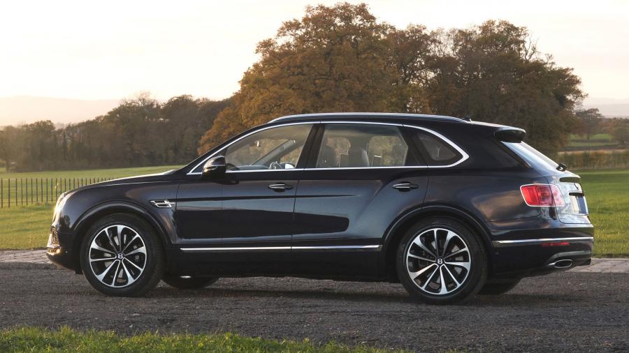  Bentley Bentayga Field Sports by Mulliner 2017 года  (фото 2 из 8)